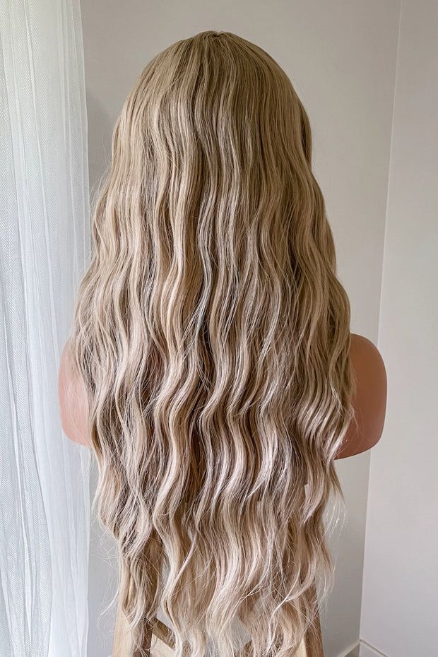 Heat safe wig