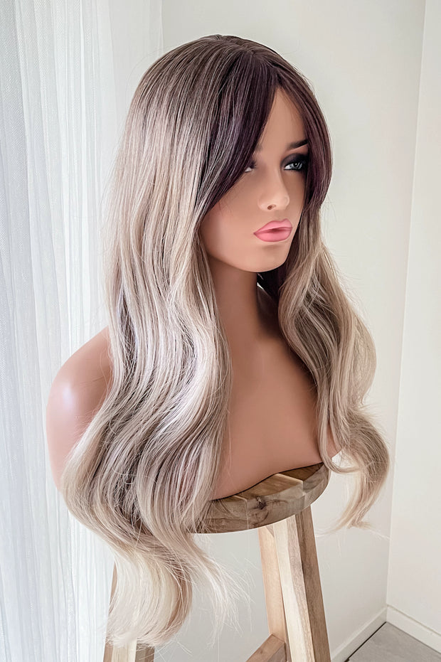 GRETA - BLONDE OMBRE FRINGE WIG