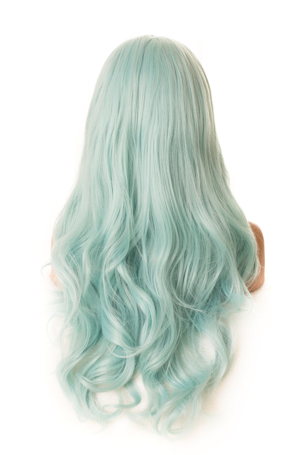 Long curly wig